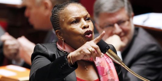 Taubira défend la légalité des écoutes de Sarkozy